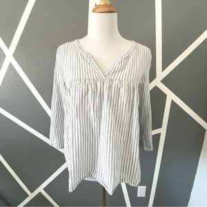 Aerie Stripe Top, EUC, loose silhouette, very lightweight fabric, Size L